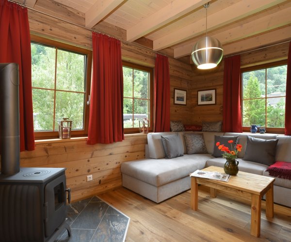 Wohnzimmer Ferienhaus von Seecamping Berghof in Kärnten
